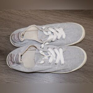 Slip on Roxy Rory Shoe Flat BasketFemme women’s 8.5